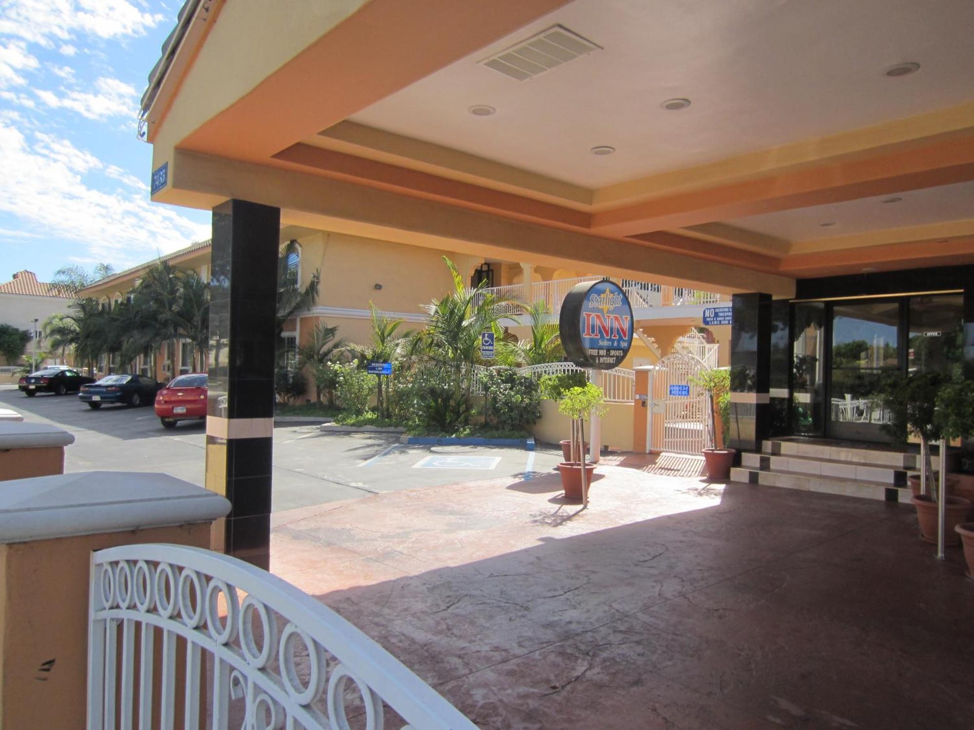 Motel Starlight Canoga Park 2*